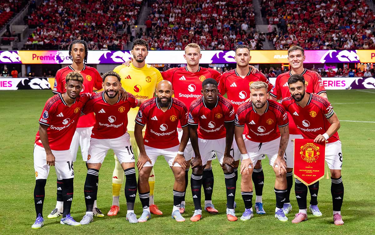 Manchester United Angkat Trofi Pramusim, Tapi Amorim Masih Punya PR Besar