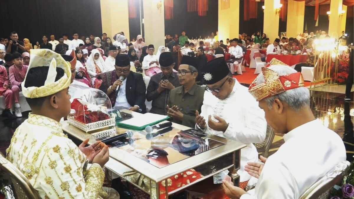 Ganjar Pranowo Jadi Saksi Pernikahan Putri Wali Kota Tanjungpinang