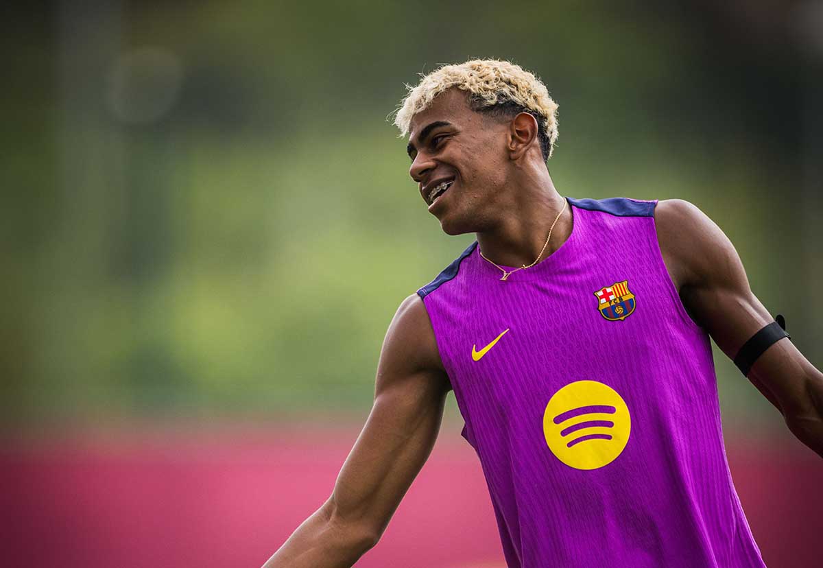 Ballon d’Or 2025: Lamine Yamal atau Dembele yang Bakal Angkat Trofi di Paris?