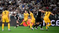 juventus-dortmund Juventus Selamatkan Poin Lewat Drama 4-4 Kontra Dortmund