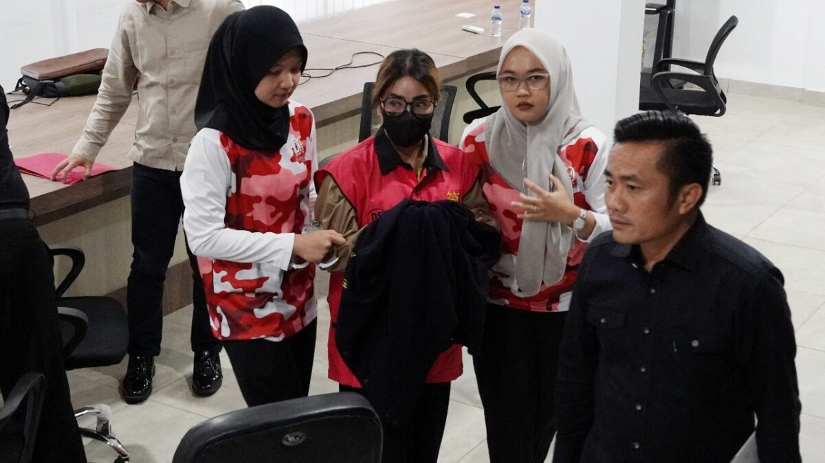 pengusaha batam korupsi