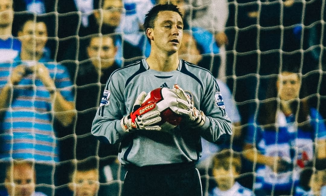 Mengenang Momen Legendaris Bek Chelsea John Terry Jadi Kiper Dadakan