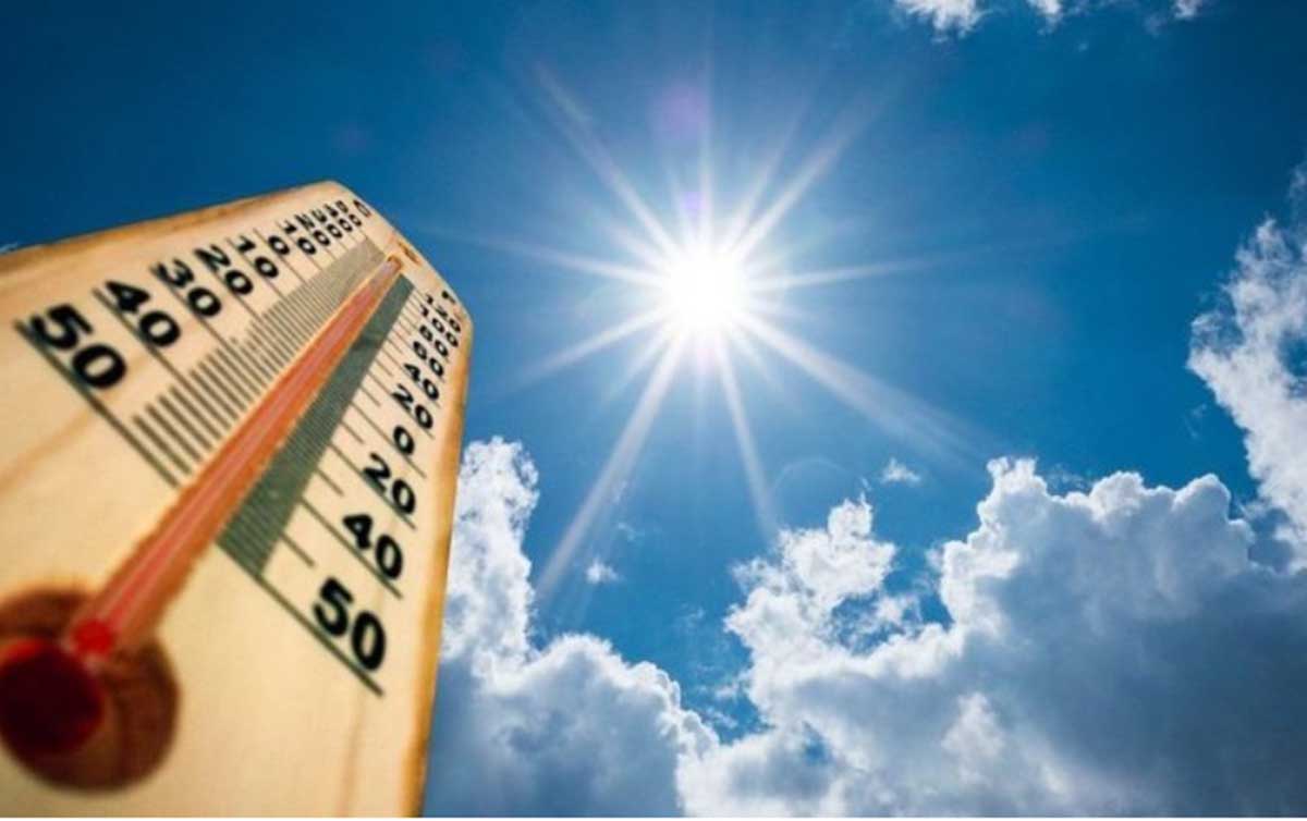 Suhu Panas Menyengat, Suhu Capai 37,6 Derajat