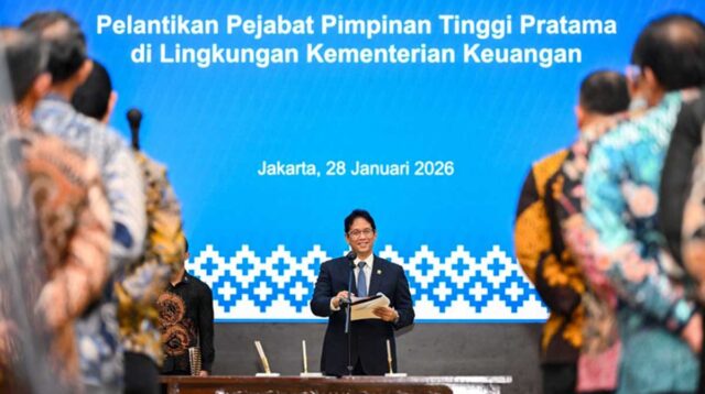 Menkeu Purbaya Lantik Pejabat Eselon II, Tekankan Peran Bea Cukai Jaga Pasar Domestik