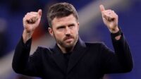 manchester-united-carrick Carrick Belum Terkalahkan, Manchester United Kembali Tembus Empat Besar
