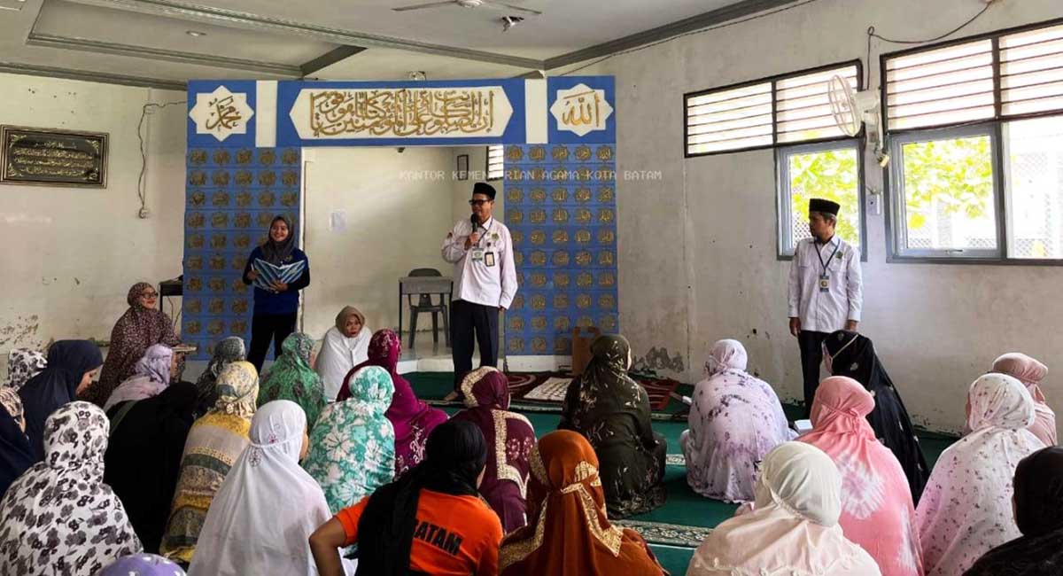 Warga Binaan Lapas Perempuan Batam Ikuti Pesantren Ramadan, Belajar Wudhu dari Penyuluh Kemenag