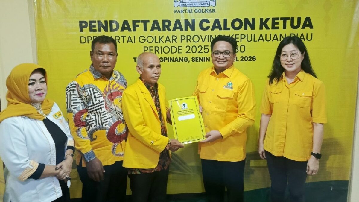 ade angga golkar kepri