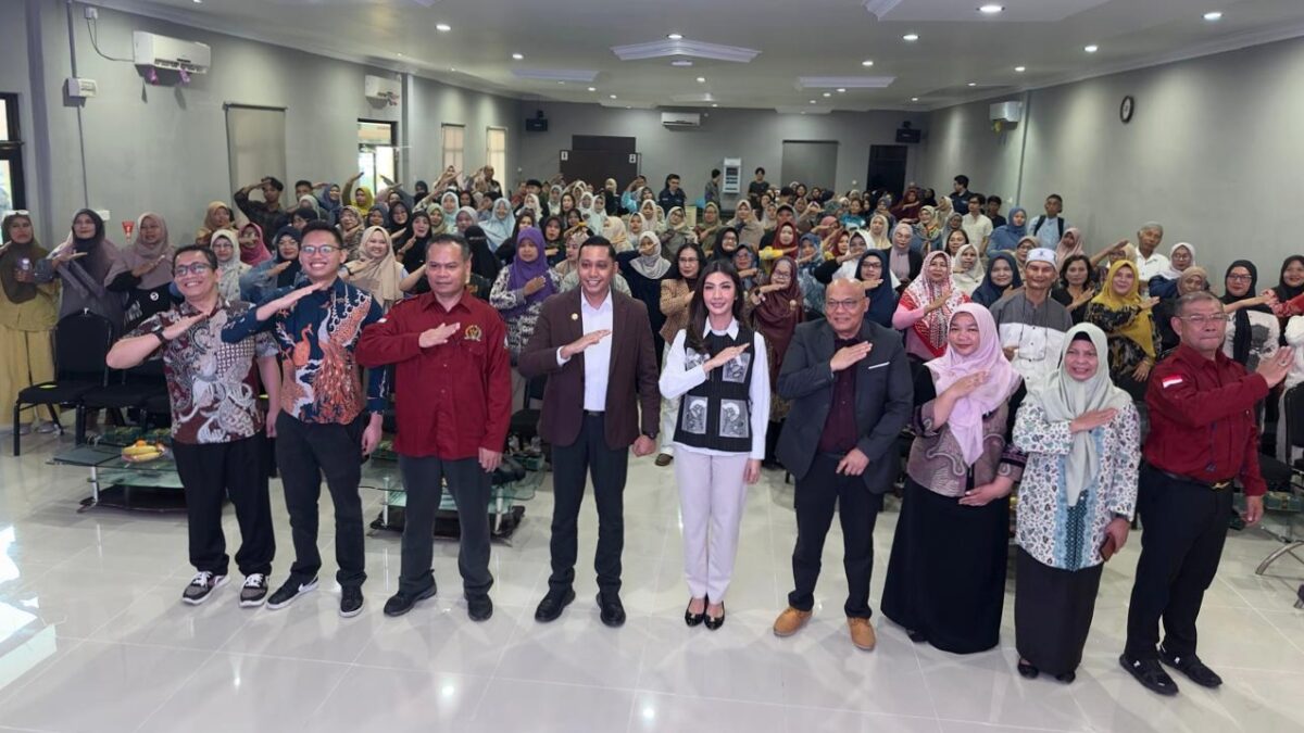 Senator Sekar Dwi Ajeng
